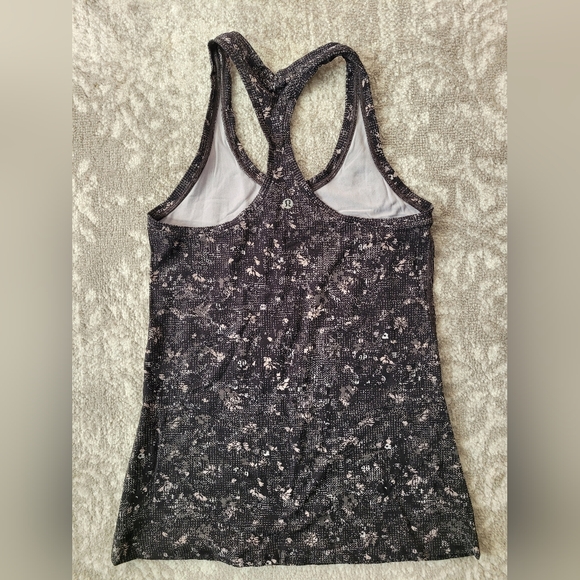 Lululemon Racerback Tank Top, Hip Length, Black Multi. Size 4(?) - Picture 2 of 5